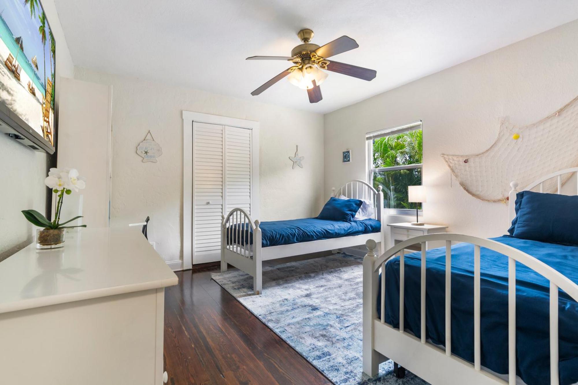 Chic Downtown Vacation Home And Guest Home เวสต์ปาล์มบีช ภายนอก รูปภาพ