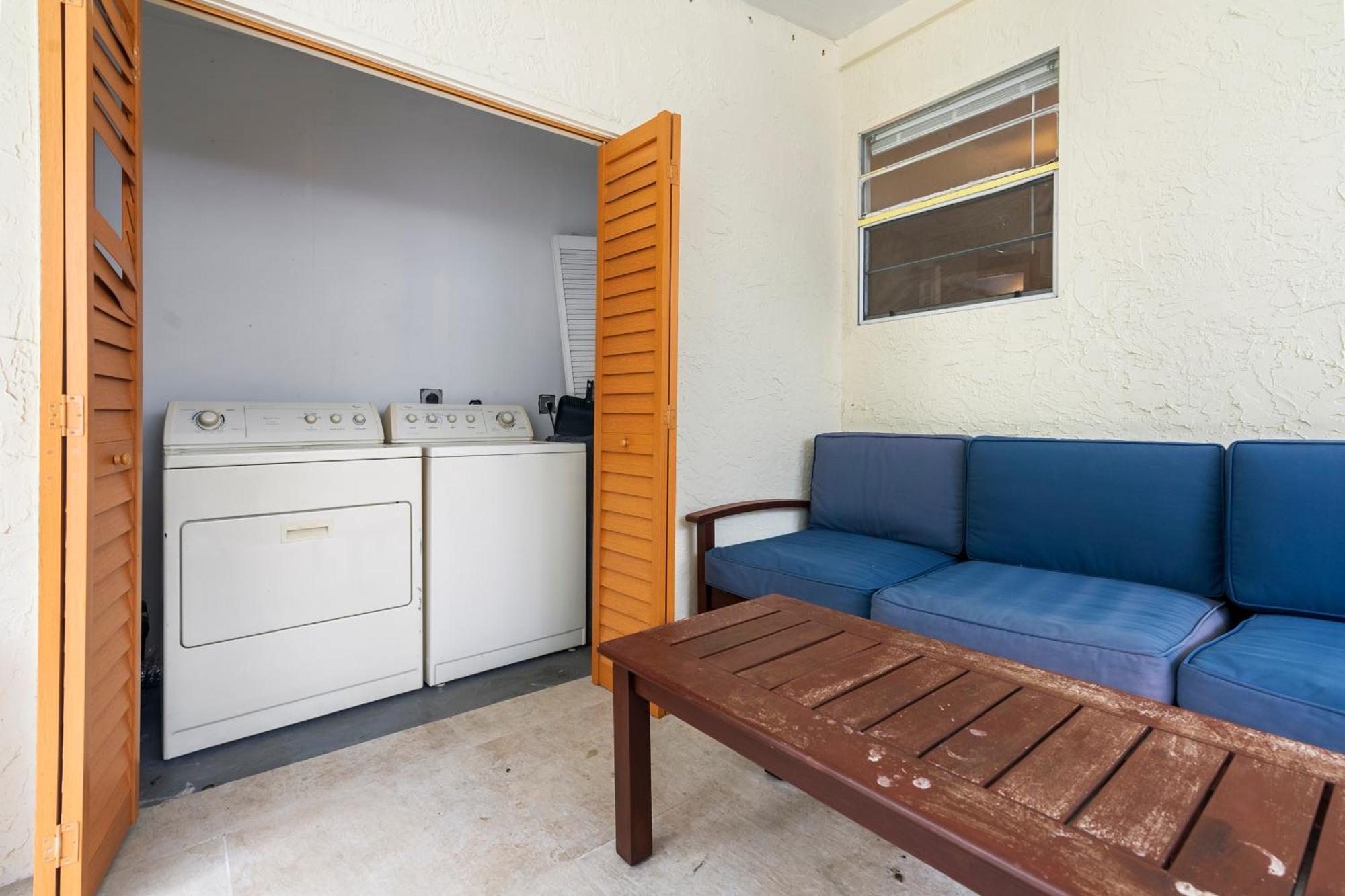 Chic Downtown Vacation Home And Guest Home เวสต์ปาล์มบีช ภายนอก รูปภาพ